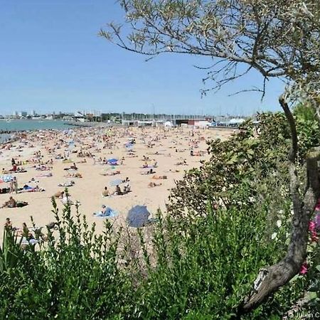 Au Coeur Du Centre Ville De La Rochelle Au Calme Avec Stationnement Gratuit エクステリア 写真