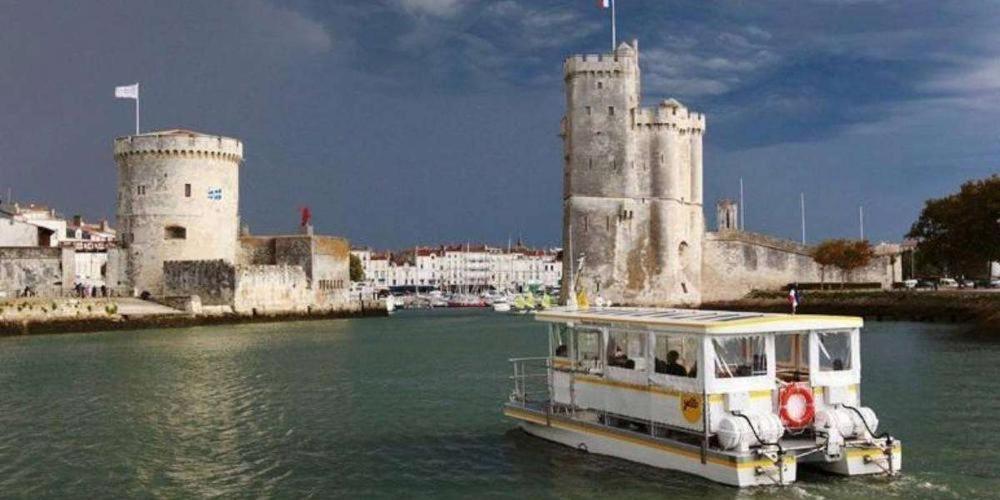 Au Coeur Du Centre Ville De La Rochelle Au Calme Avec Stationnement Gratuit エクステリア 写真