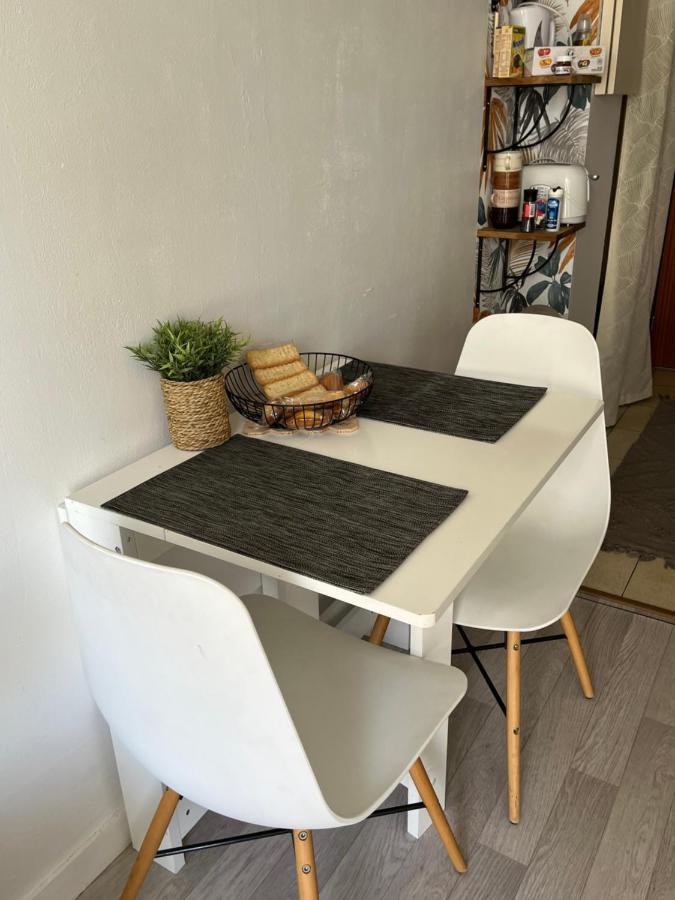 Au Coeur Du Centre Ville De La Rochelle Au Calme Avec Stationnement Gratuit エクステリア 写真